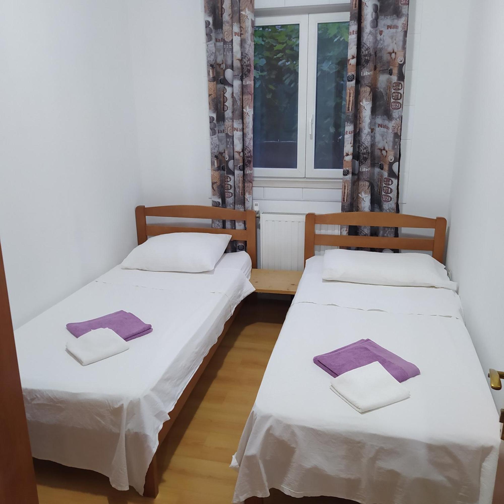 Peter&Zana Apartments Стари Град Екстериор снимка