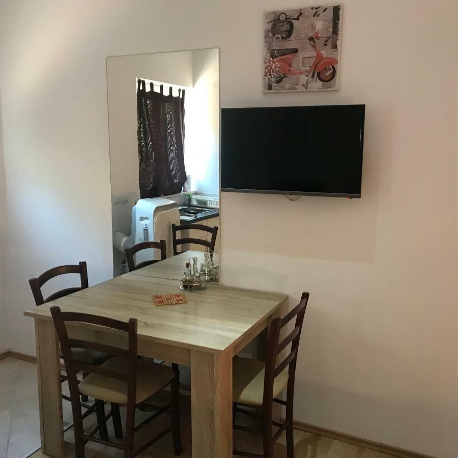 Peter&Zana Apartments Стари Град Екстериор снимка