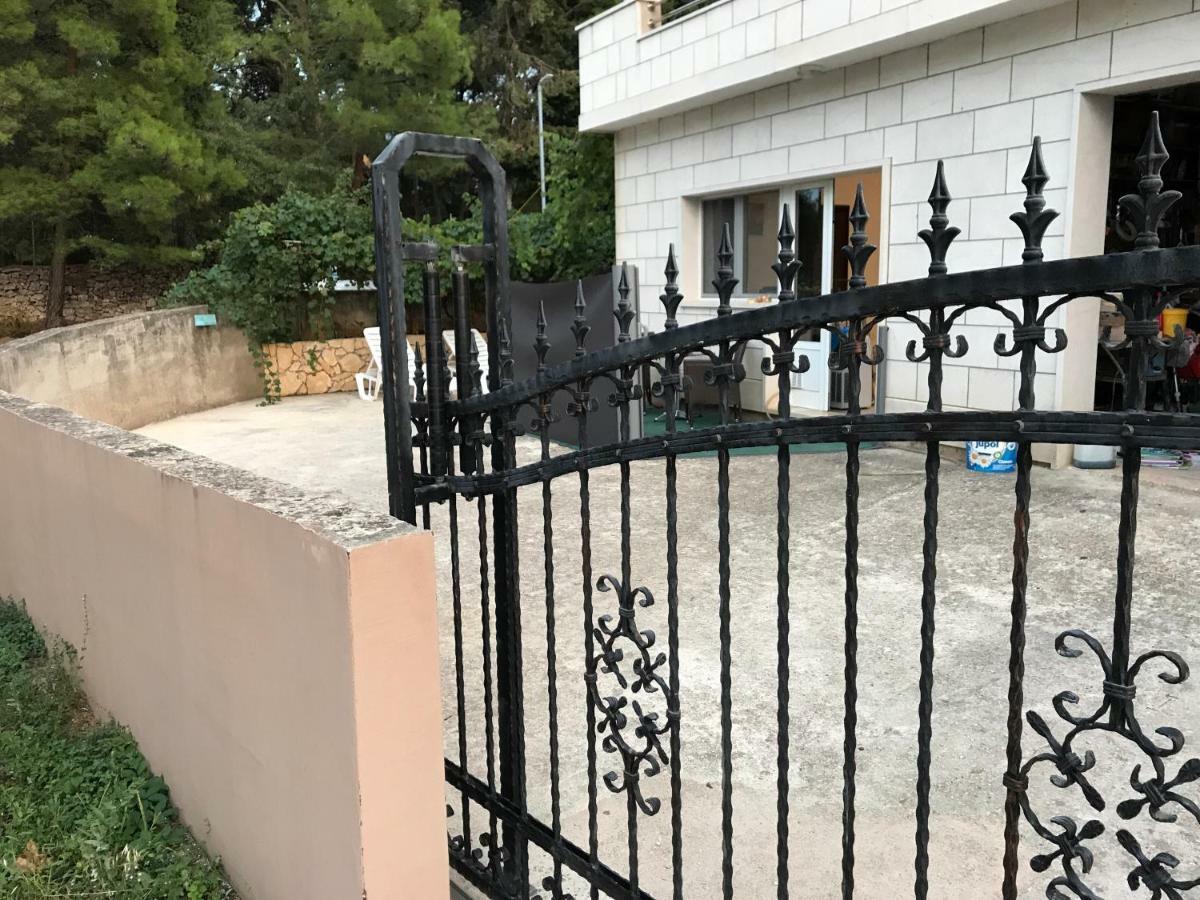 Peter&Zana Apartments Стари Град Екстериор снимка